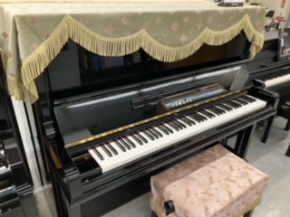 厚木楽器の中古ピアノ写真