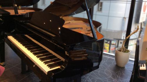 スガナミ楽器取り扱い中古ピアノ